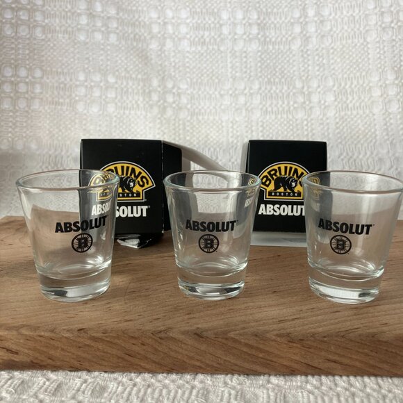 Absolut Bruins Shot Glasses Set of 3, Used - Picture 2 of 5